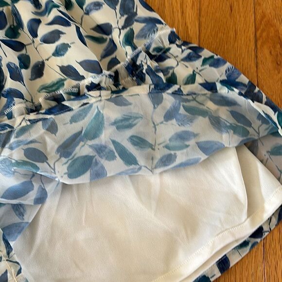 Kendall + Kylie Tropical Indigo‎ Blue Floral Ruffle sheer Shorts Size Small - Picture 4 of 9